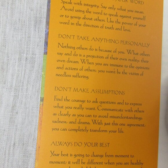 The Four Agreements Amber-Allen Publishing 1997 Paperback Don Miguel Ruiz - Picture 2 of 6
